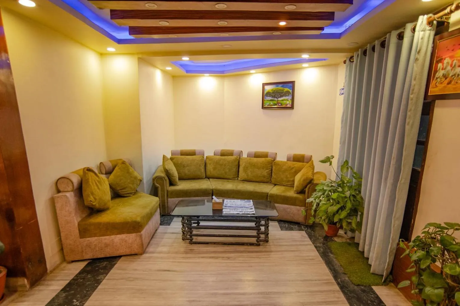 Hotel Holiday Regency Kathmandu