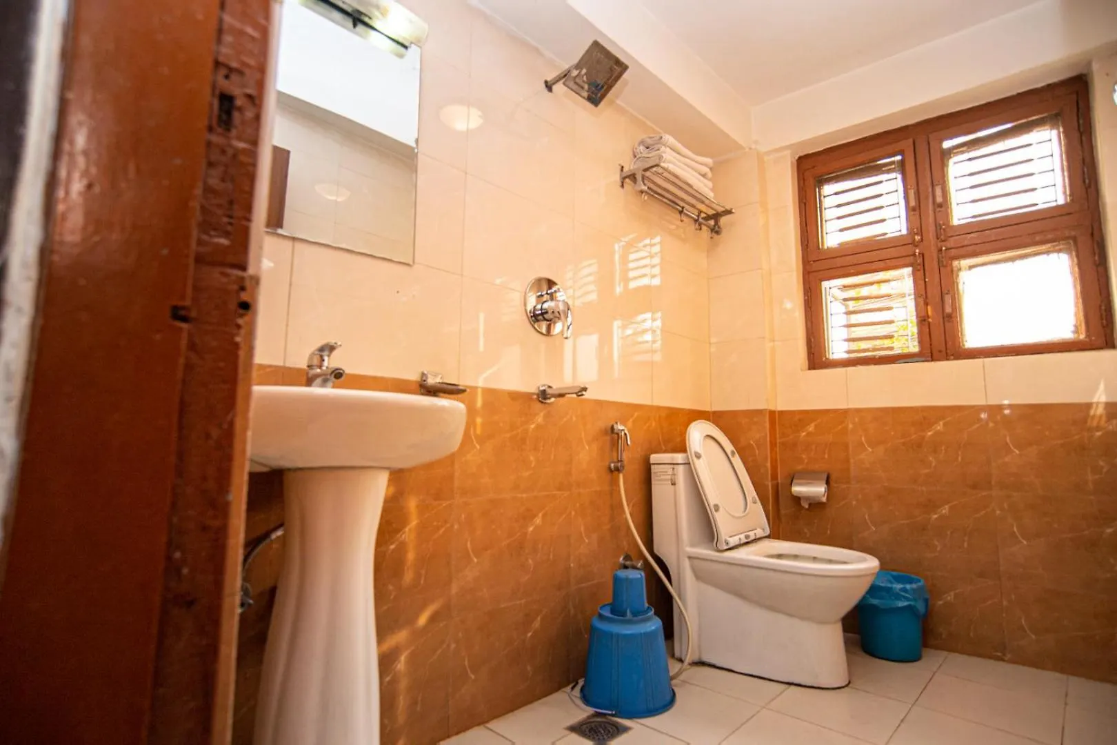 Hotel Holiday Regency Kathmandu